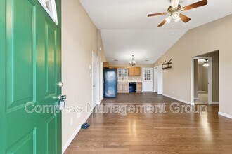 1882 Explorer Ln in Knoxville, TN - Building Photo - Building Photo