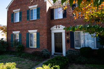 Brookville Townhomes in Alexandria, VA - Building Photo - Building Photo