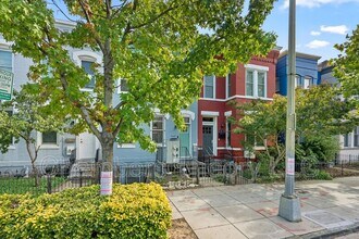 1641 4th St NW in Washington, DC - Foto de edificio - Building Photo