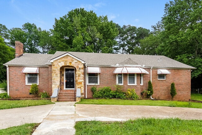property at 1401 Cherry Ave