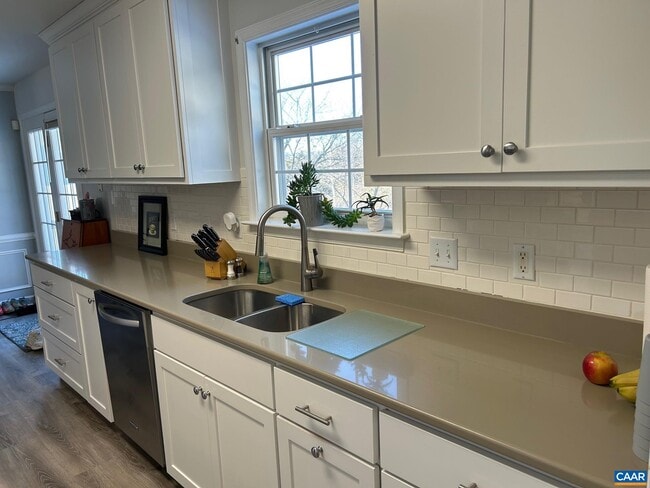 136 Goldenrod Ct in Charlottesville, VA - Building Photo - Building Photo