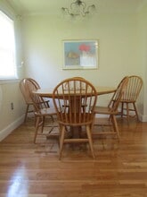 18 Grew Hill Rd, Unit 1 in Boston, MA - Building Photo - Building Photo