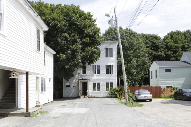 21-23 Washington St in Augusta, ME - Foto de edificio - Other