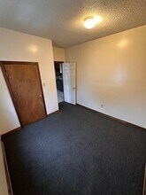 85 Beetle St in New Bedford, MA - Building Photo - Building Photo