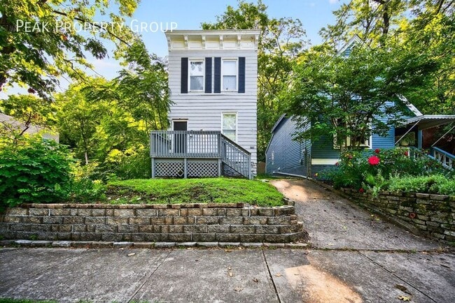 property at 2726 Coy St