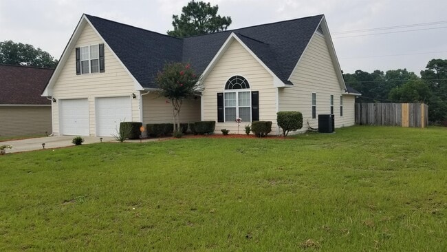 property at 2004 Ivey Commons Rd