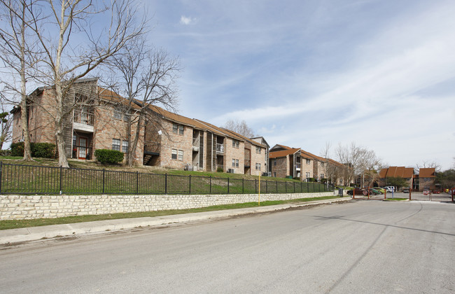 Castle Point in San Antonio, TX - Building Photo - Building Photo