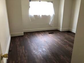 364 Ohio Ave-Unit -Apt. 1 in Rochester, PA - Foto de edificio - Building Photo