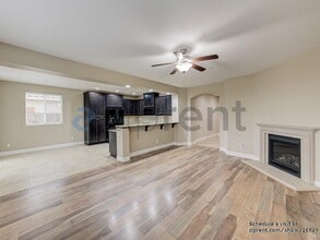 1584 Manzanita Way in Los Banos, CA - Building Photo - Building Photo