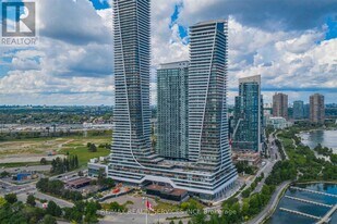 30 Shore Breeze Dr in Toronto, ON - Building Photo