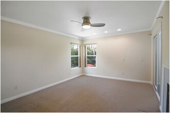 74 Corniche Dr in Dana Point, CA - Building Photo - Building Photo