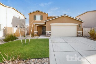 904 Convair Ct in Reno, NV - Building Photo