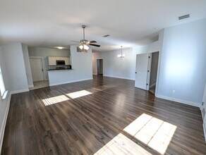 9044 Quail Roost Dr in Navarre, FL - Building Photo - Building Photo