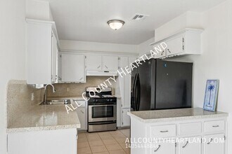 502 NE 19th St in Moore, OK - Building Photo - Building Photo