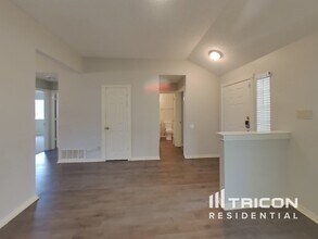 1402 Baker Dr in Cedar Hill, TX - Building Photo - Building Photo