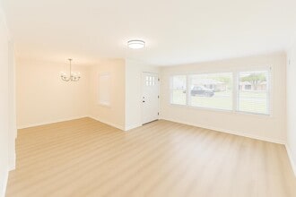1500 Ivy Rd in Memphis, TN - Building Photo - Building Photo