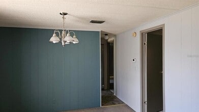 12656 SE 78th Terrace in Belleview, FL - Building Photo - Building Photo