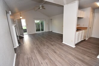 1126 Orchard Park Cir in Pflugerville, TX - Building Photo - Building Photo
