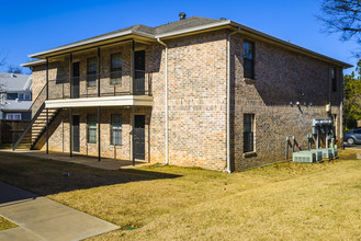 Kennedy Place in Denton, TX - Building Photo - Building Photo