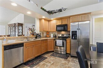 18159 Spicebush Ave in Nampa, ID - Building Photo - Building Photo