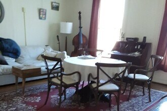 210 N Geneva St, Unit 3 in Ithaca, NY - Building Photo - Building Photo