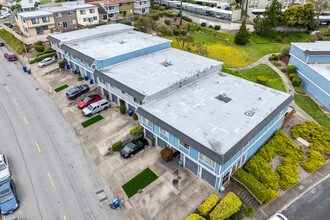 2567 - 2593 Greendale Dr in South San Francisco, CA - Building Photo - Building Photo