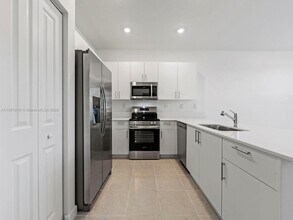 1505 SE 27th Rd in Homestead, FL - Building Photo - Building Photo