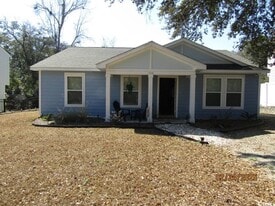 104 Triston Ct in Little River, SC - Building Photo