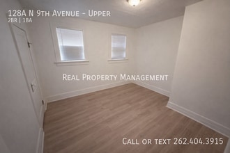 128 N 9th Ave in West Bend, WI - Building Photo - Building Photo