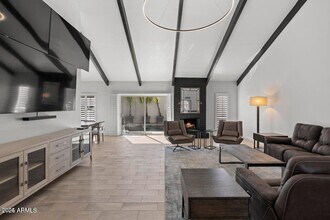 7345 E Keim Dr in Scottsdale, AZ - Building Photo - Building Photo
