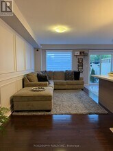 5723 Keldrew Ave in Mississauga, ON - Building Photo - Building Photo