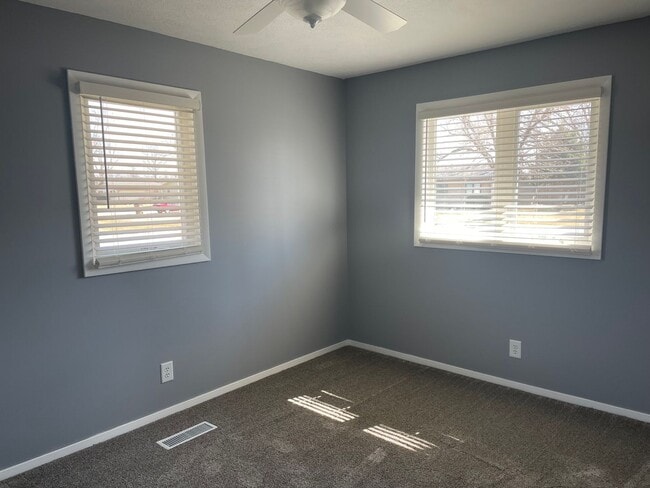 4350 Lariat Ln in Grand Island, NE - Building Photo - Building Photo