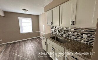 2817 Noble Rd in Cleveland Heights, OH - Building Photo