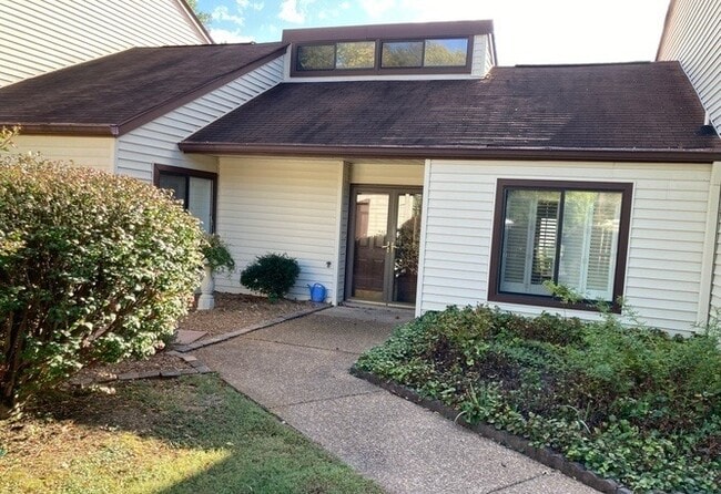 property at 4863 Woodview Dr