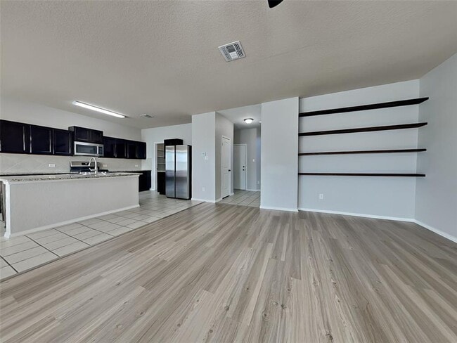 214 Tallow Trl in San Marcos, TX - Building Photo - Building Photo