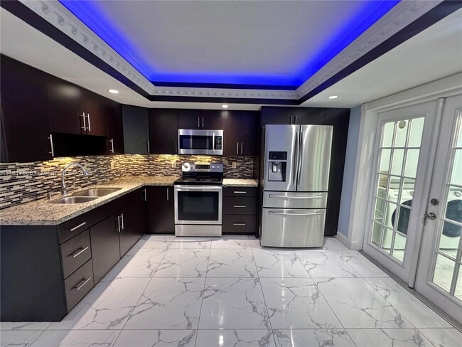 property at 3977 W 9th Ln