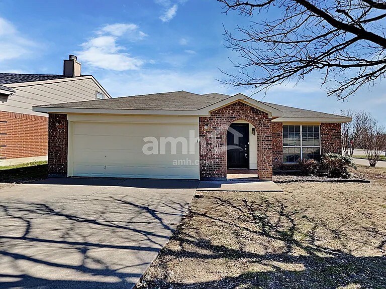 2717 Castro Ln in Fort Worth, TX - Building Photo