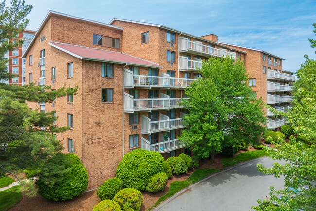 Kimball Court