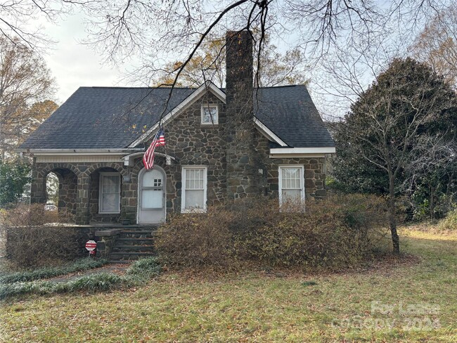 property at 2362 Statesville Hwy