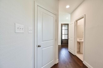 4260 Mingo Dr in Carrollton, TX - Foto de edificio - Building Photo