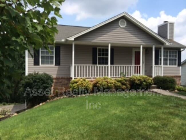 4756 Brierley Dr in Knoxville, TN - Building Photo - Building Photo