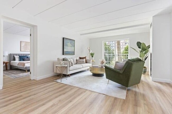 property at 100 Boatswains Wy