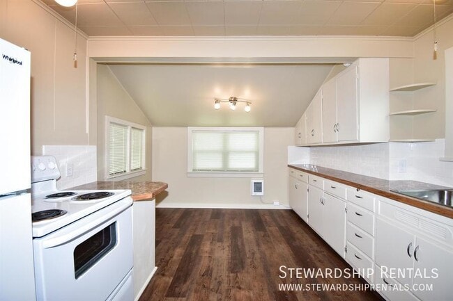 610 E 8th Ave-Unit -2 in Eugene, OR - Building Photo - Building Photo