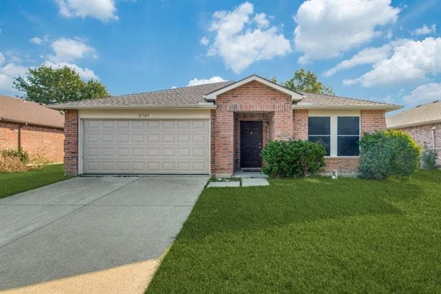 property at 2705 Cedar Crest Dr