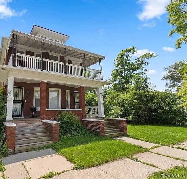 property at 248 Leicester Ct