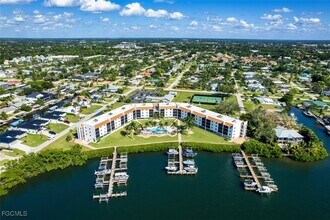 226 3rd St in Bonita Springs, FL - Building Photo - Building Photo