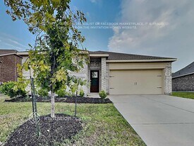 429 Petty Wy in Fate, TX - Building Photo