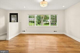 1812 Olney Rd in Falls Church, VA - Building Photo - Building Photo