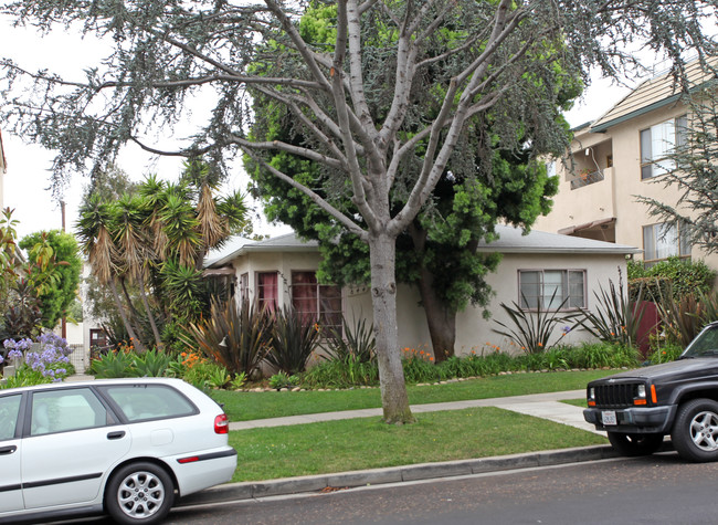 844 15th St in Santa Monica, CA - Building Photo - Building Photo