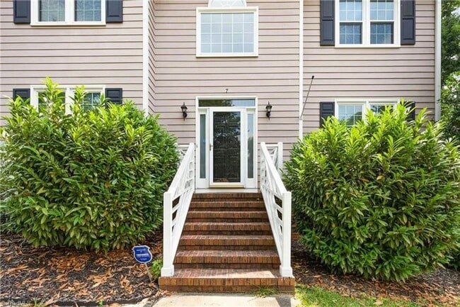 7 Bearkling Pl in Greensboro, NC - Building Photo - Building Photo
